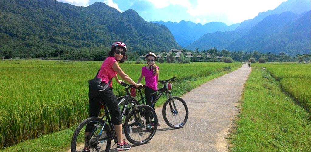 Cycling tour of Mai Chau, Vietnam